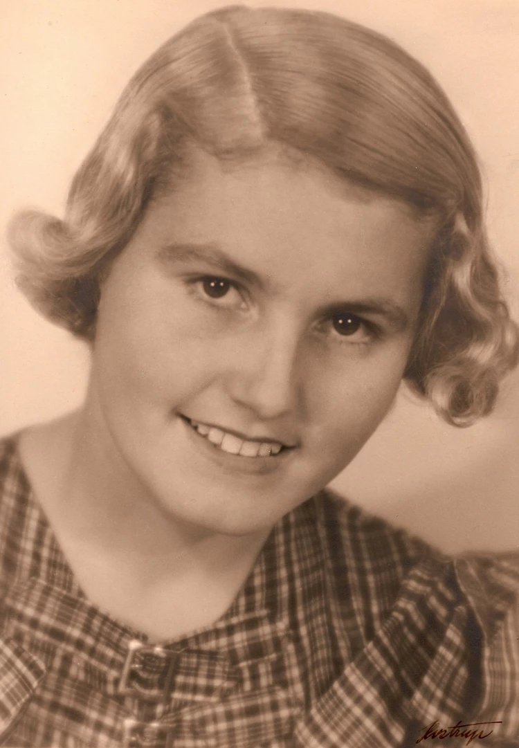 Abbildung: Karoline Erlacher (Wittmann), o.J., Stiftungsfonds Karoline Wittmann © Rechtsnachfolge Atelier Hostrup