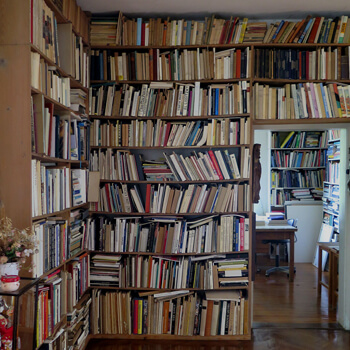Bibliothek im Wohnhaus in Feldafing